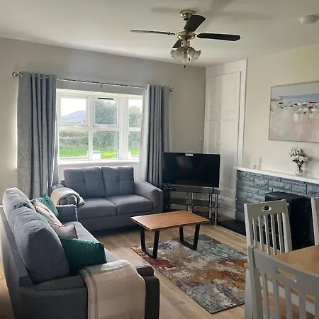 House In The Burren Clare * Droíchead an Chláir