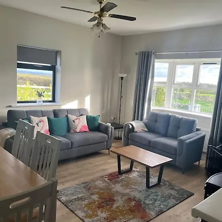 House In The Burren Clare Casa de Férias *