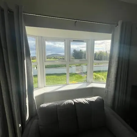 House In The Burren Clare * Clarecastle