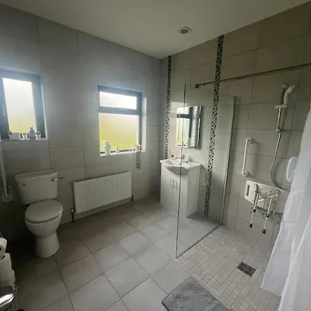 House In The Burren Clare * Droíchead an Chláir